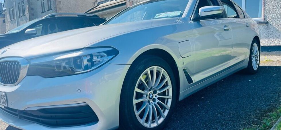 BMW 2018 530e Performance Petrol plug-in Hybrid