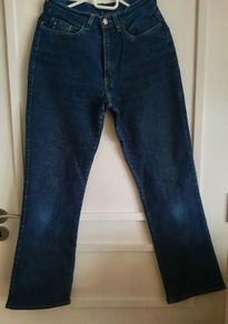 Oasis denim jeans 28 waist and 29 leg in very good condition with no issues UK size 12 see last two photos for exact measurements FREE STANDARD POSTAGE INCLUDED