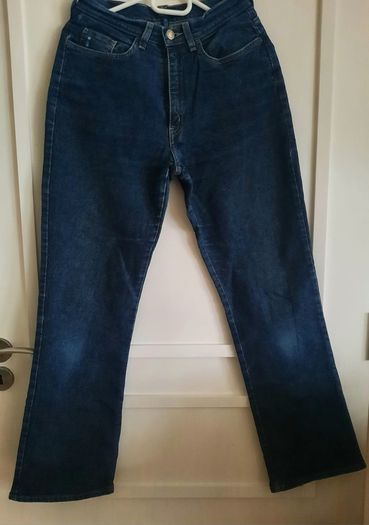 Oasis denim jeans 28 waist and 29 leg in very good condition with no issues UK size 12 see last two photos for exact measurements FREE STANDARD POSTAGE INCLUDED