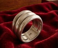 Vintage 925 Sterling Silver Ring