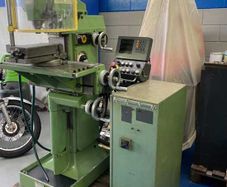 Deckel FP1 Aktive universal milling machine