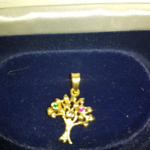 14 ct gold pendant
