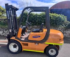 Fork lift . Samuk 3 Ton yanmar Diesel