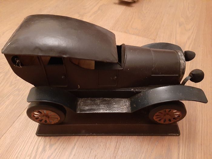 Car Ornament - Length 25cm