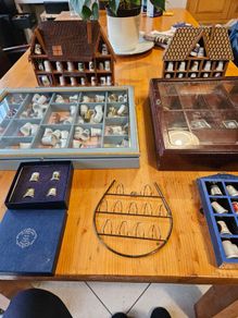 Thimbles Ceramic X 120. Fabolous Collection Of Approximately 120 Ceramic Thimbles In Beautiful Decorative Hanging Boxes . All In Good Condition.  See Photos For Same.