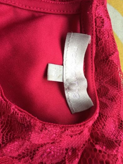 Red Herring Ladies Fushia Pink Lacey Short sleeve top size 14 includes postage