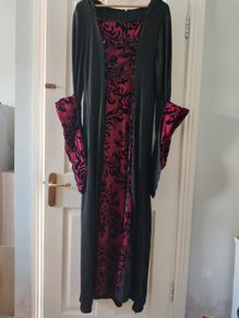 Gothic witch costume Halloween woman