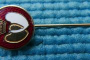 Vintage English Gold Tone Enamel Blood Donor Stick Pin Brooch Twin Hearts Crown Windsor