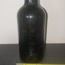 blob plain bottle prefect condition no chips or cracks,,rim prefect, collectors item,hard to come by ,,buyer pays postage or collects thank you. Image 4