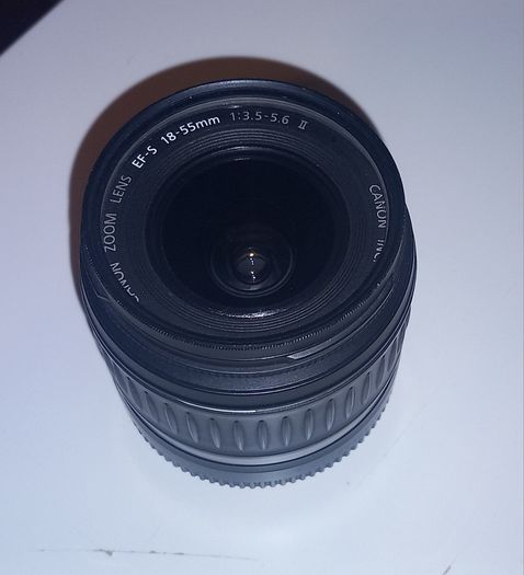 canon eos 2000d with 18-55mm kit lens