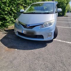 Toyota Estima 2010