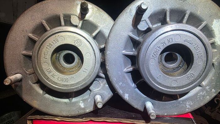 BMW F10 520D Shock Top Mount