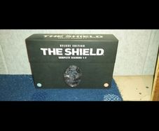 The Shield Complete DVD Boxset