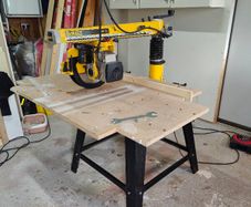 DeWalt radial arm saw