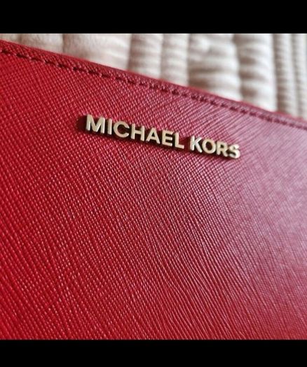 Michael kors large jet set continental zip around wallet