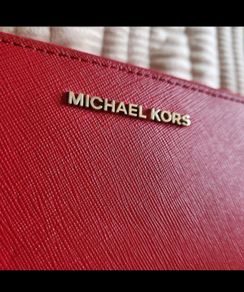 Michael kors large jet set continental zip around wallet
