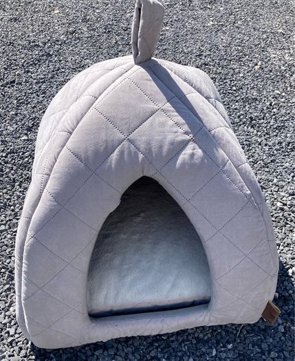 Cat cave