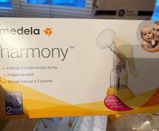 Medela Harmony Manual Breast Pump