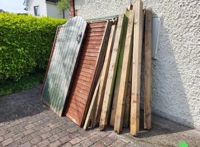 Garden Fence: Gone, thanks for all of the interest