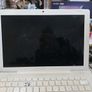 Another vinyage Apple MacBook, has an account, no Battery or charger, no 4 key missing, in very good condition otherwise Image 10