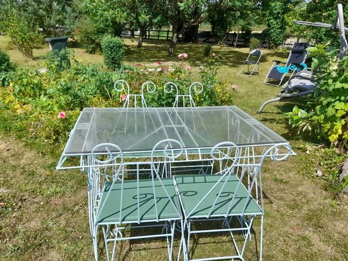 garden table