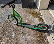 kids emoji yedoo scooter