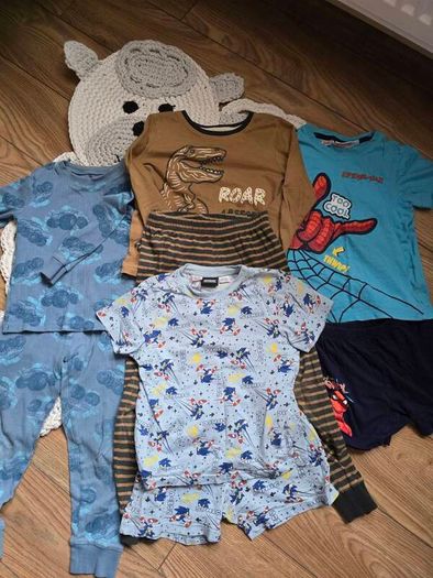 Big bundle boy clothes 5-6 years + shoes and gift