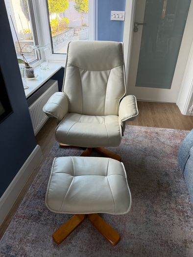 Recliner chair