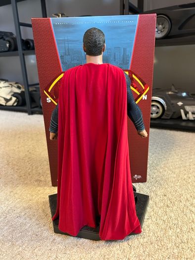 Hot Toys BvS Batman V Superman - MMS343 1/6 Scale Figure Superman