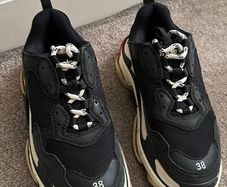 Authentic Balenciaga Triple S Sneakers Black EU 38