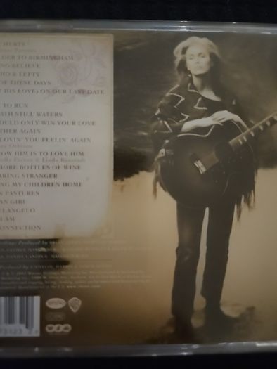 Emmylou Harris - Heartaches & Highways.