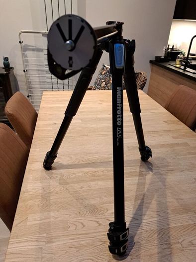 Camera Tripod Manfrotto 055