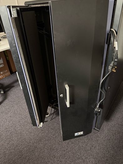 acoustic server/rack cabinet