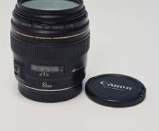 Canon 85mm f/1.8 USM