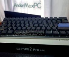 Mechanical Gaming Keyboard | 60% | RGB | Cherry MX