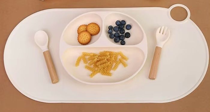 Silicone baby weaning set