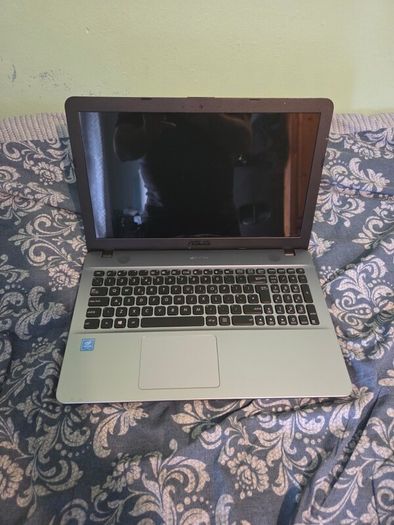 Asus  Laptop Relisted Guy Never Showed