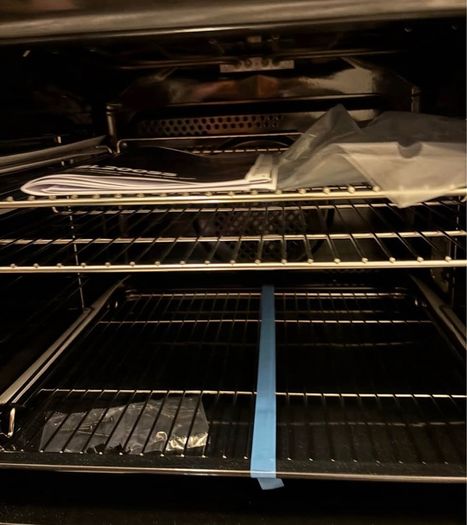 Brand new oven