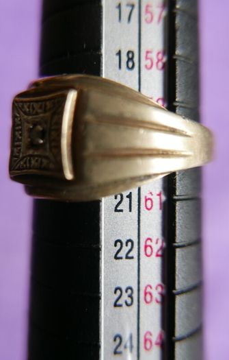 Vintage 9Ct Solid Yellow Gold 375 Diamond Mens Signet Ring 3,5g size S