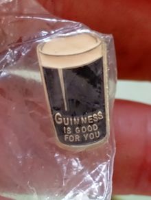 Guinness vintage pin badge