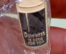Guinness vintage pin badge