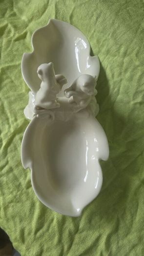 Collectable Porcelain Cats dish