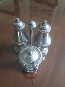 Beautiful cruet set
