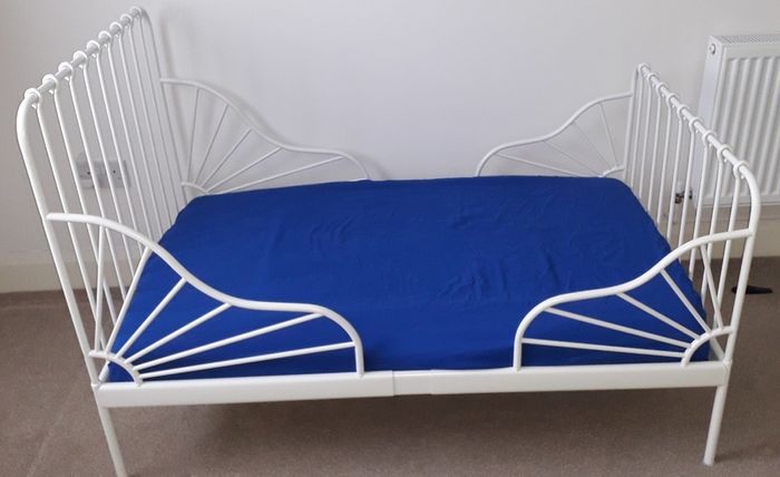 Children extendable bed