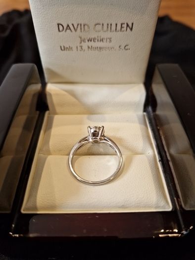 Diamond ring