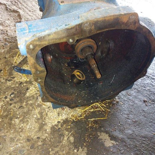 ford 3000 gearbox