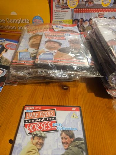 Only Fools And Horses Dvd And Magazines X 29 Complete With Advertising  Cards And Boards. See Photos For Same