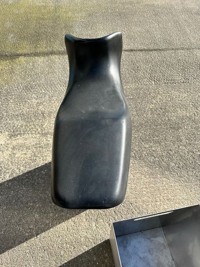 ZZR1100d Seat