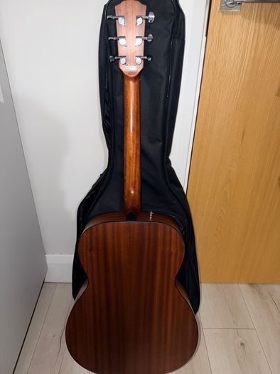 Fender CC60S acoustic guitar