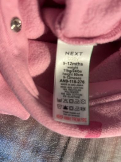 Girls suit 9/12 mths